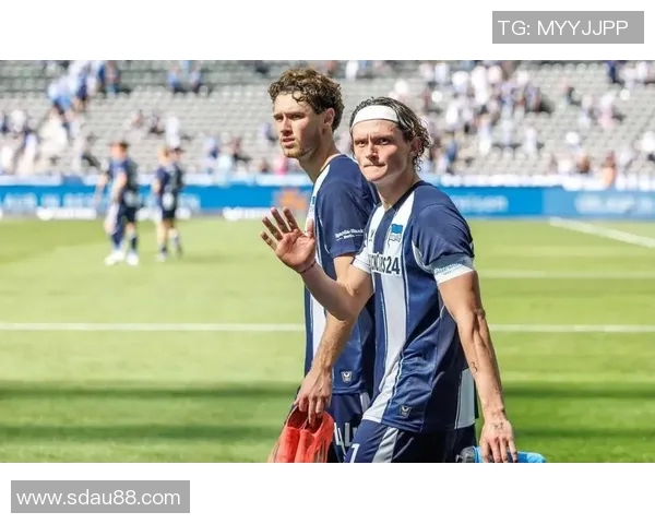 德甲焦点战柏林赫塔迎战杜塞尔多夫争夺关键三分 德甲焦点战柏林赫塔迎战杜塞尔多夫争夺关键三分