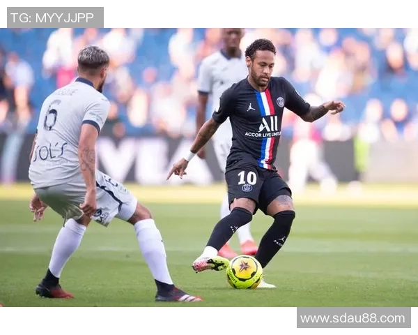 内马尔重回法甲赛场，巴黎圣日耳曼胜马赛取得五连胜
