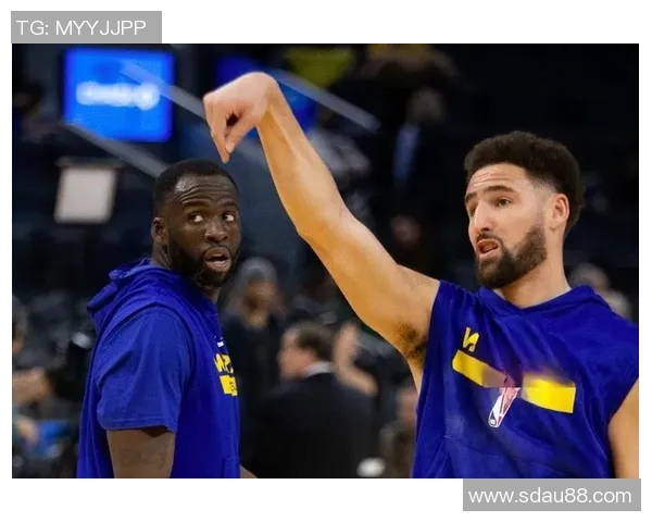 勇士老将汤普森正式宣布退役,将成为球队助教 勇士老将汤普森正式宣布退役,将成为球队助教