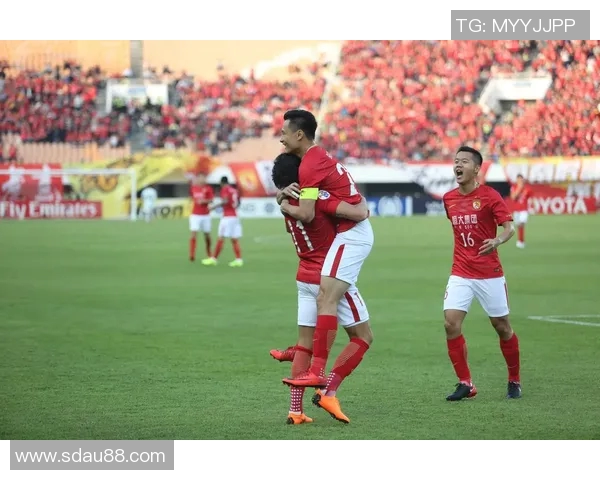 央视解说恒大对阵美洲队精彩回顾与赛后分析全景呈现 央视解说恒大对阵美洲队精彩回顾与赛后分析全景呈现