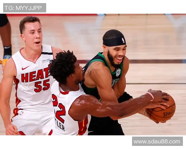 绿军与热火激战回顾精彩瞬间视频解析与赛后点评