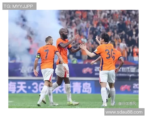 鲁能泰山迎战泰达开启2017赛季激情对决展现足球魅力与团队精神