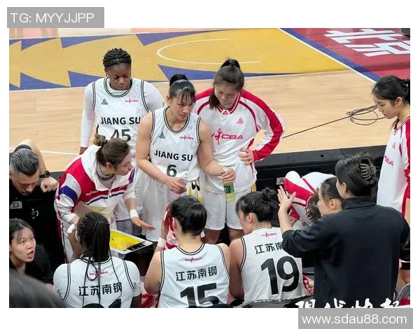 江苏女篮与沈部女篮激战正酣谁能在这场焦点对决中笑到最后