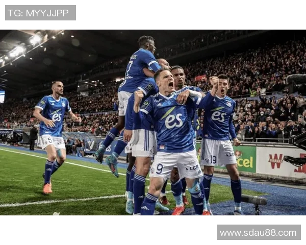 里尔对阵斯特拉斯堡精彩直播全程回顾与赛后分析