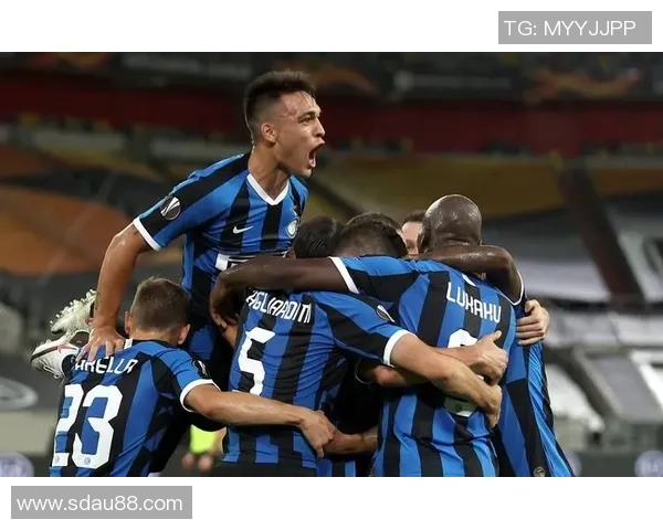 塞维利亚主席梅西利亚诺确认将引进多名超级球星，雄心勃勃